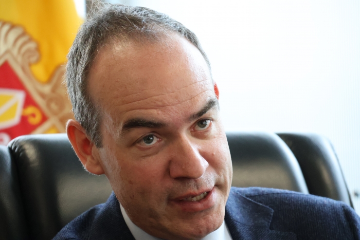 El cònsol major de Canillo, Jordi Alcobé, durant l'entrevista amb l'ANA.